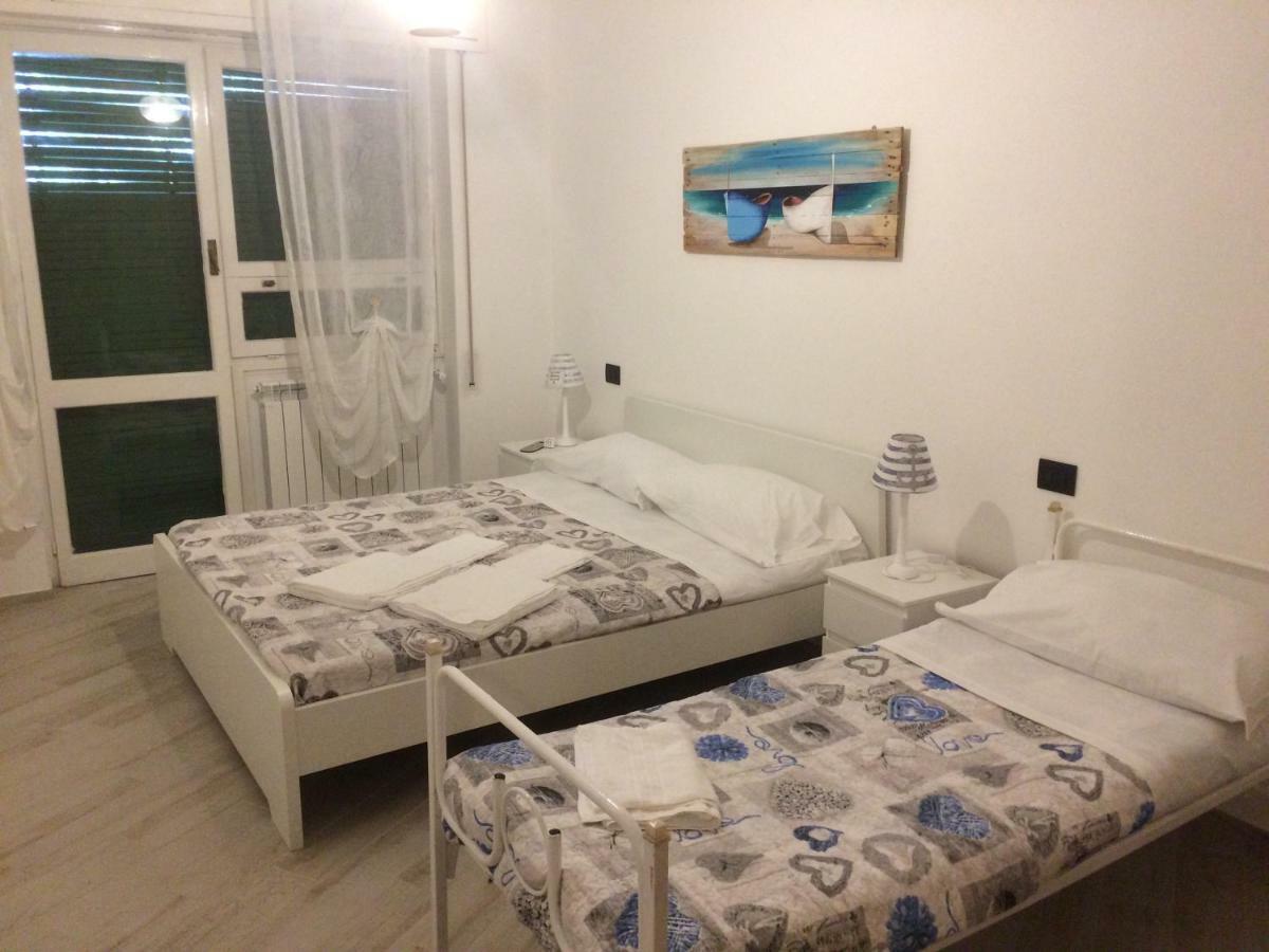 Guest House Berzefi Bergeggi Buitenkant foto